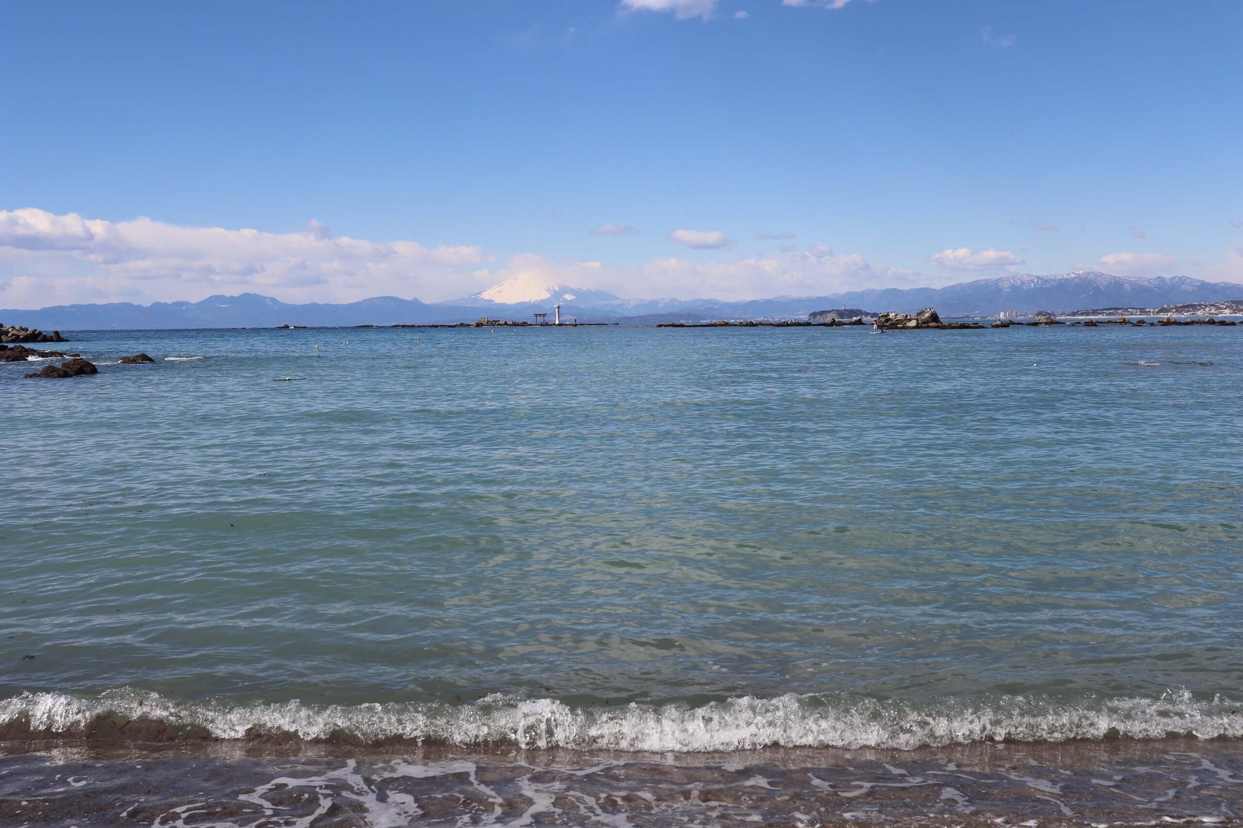 真名瀬海岸の海と富士山