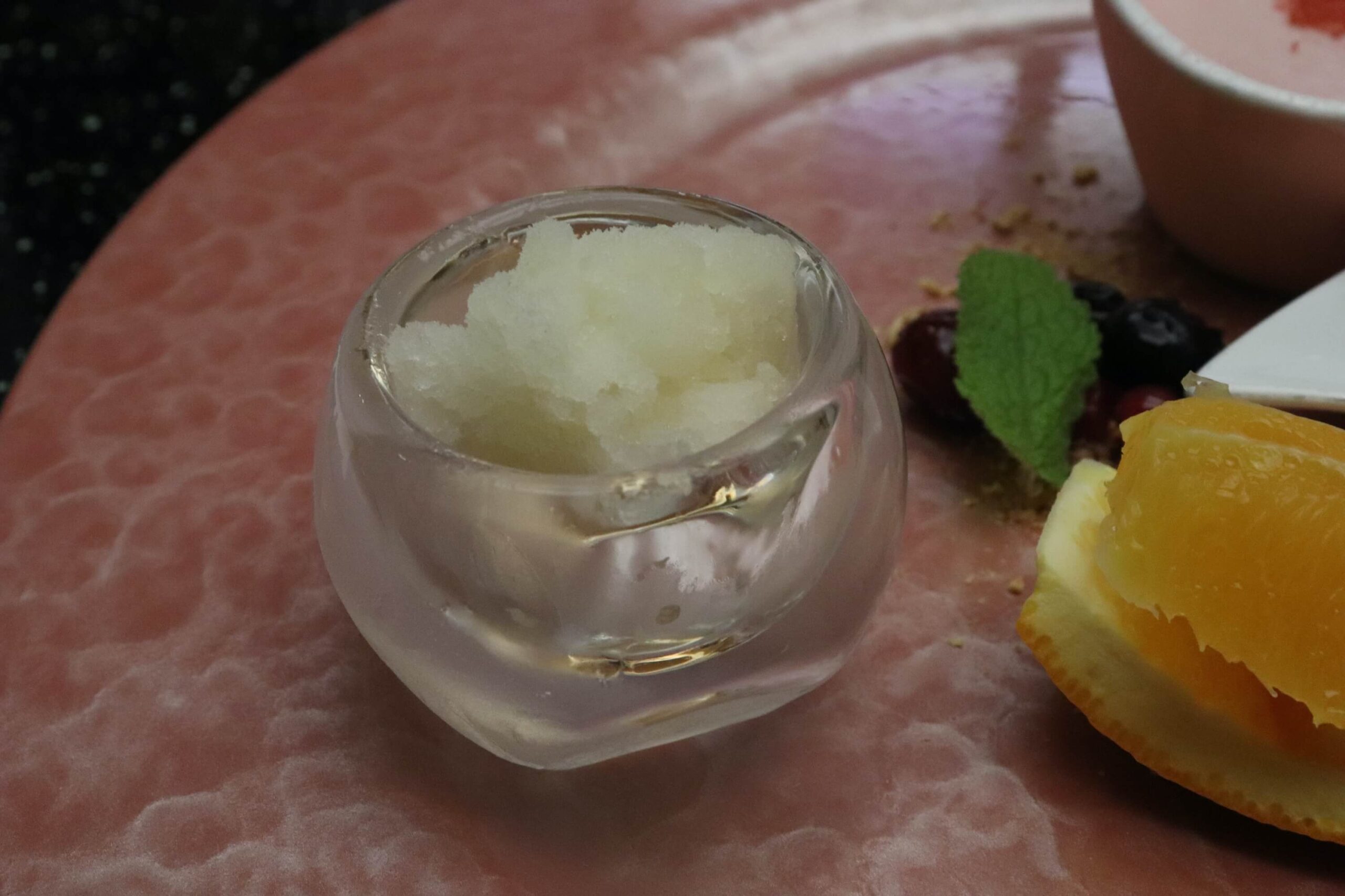 粋松亭の絆会席料理(夕食)の桃と梨のシャーベット