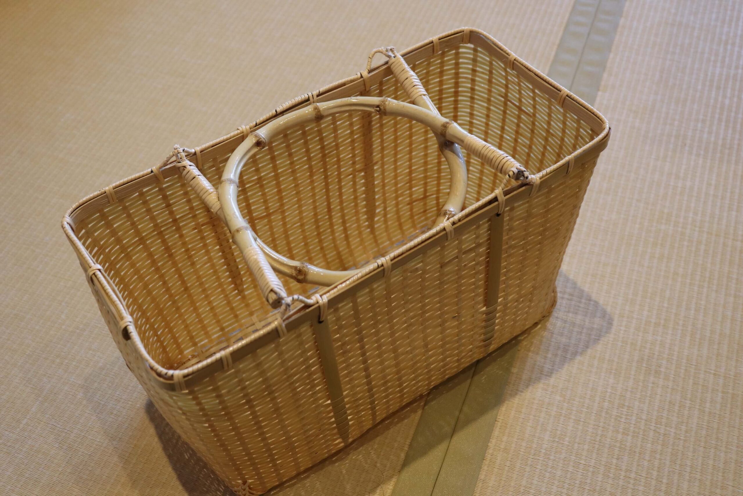 箱根強羅白檀の籠