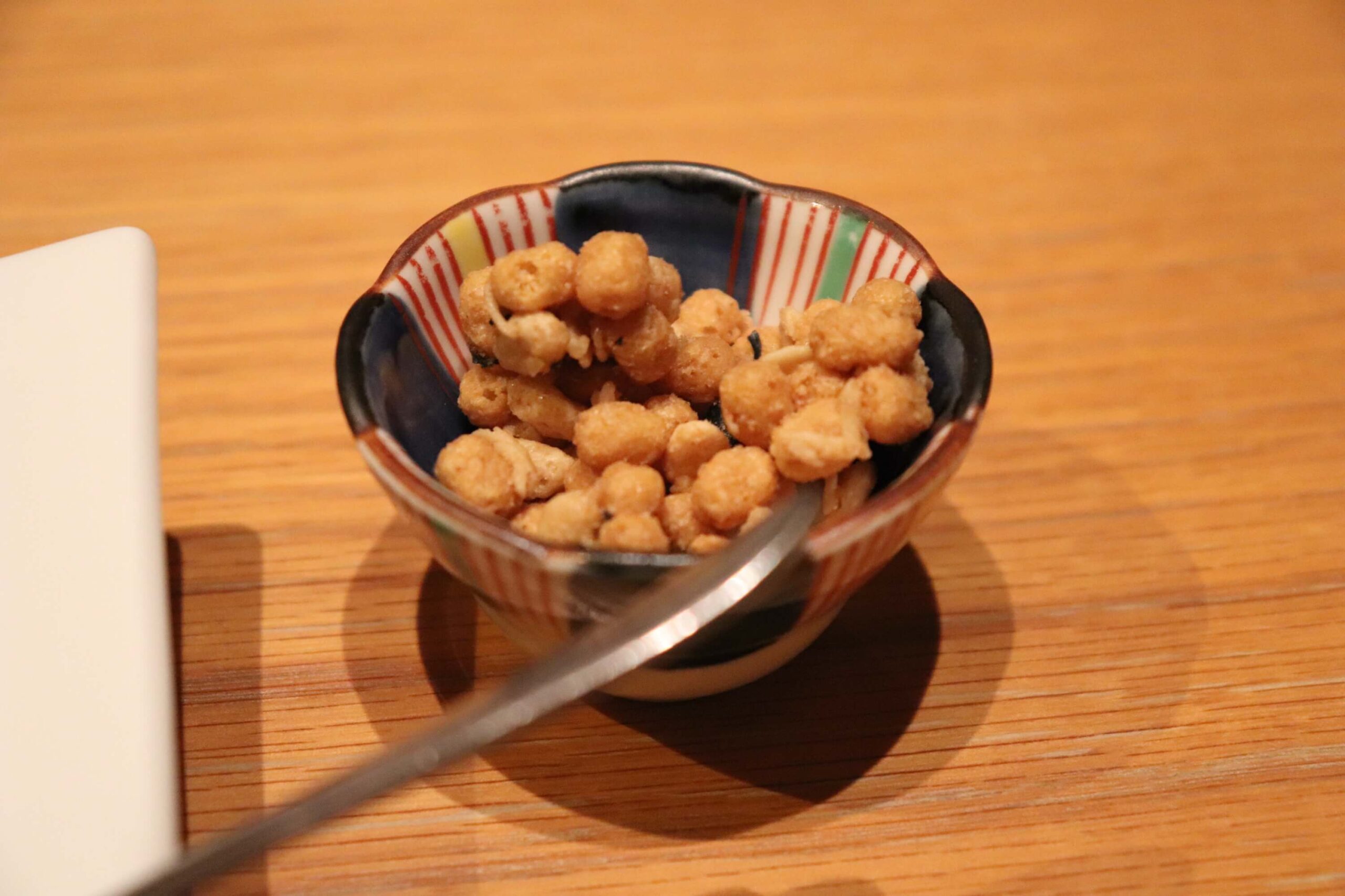 箱根強羅白檀の朝食のデザートのグラノーラ